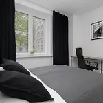 Elegant Apartment Muranow Ideal For Remote Work By Noclegi Renters